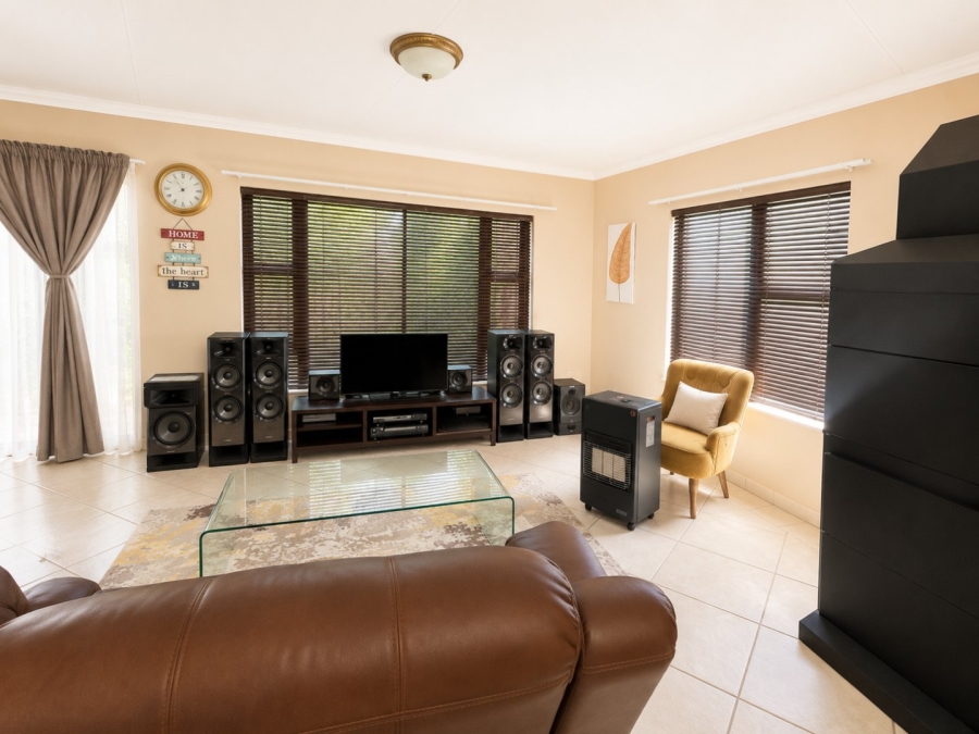4 Bedroom Property for Sale in Lilyvale Free State